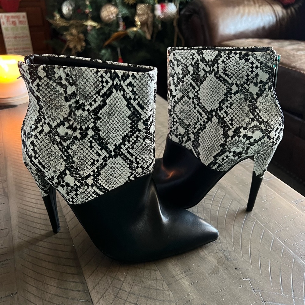 Heel JJD Booties